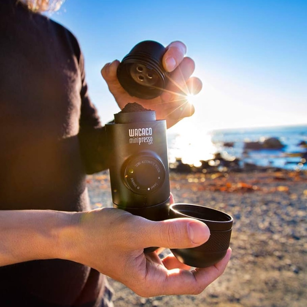 Minipresso Black Portable Espresso Machine & Portable Bean Grinder